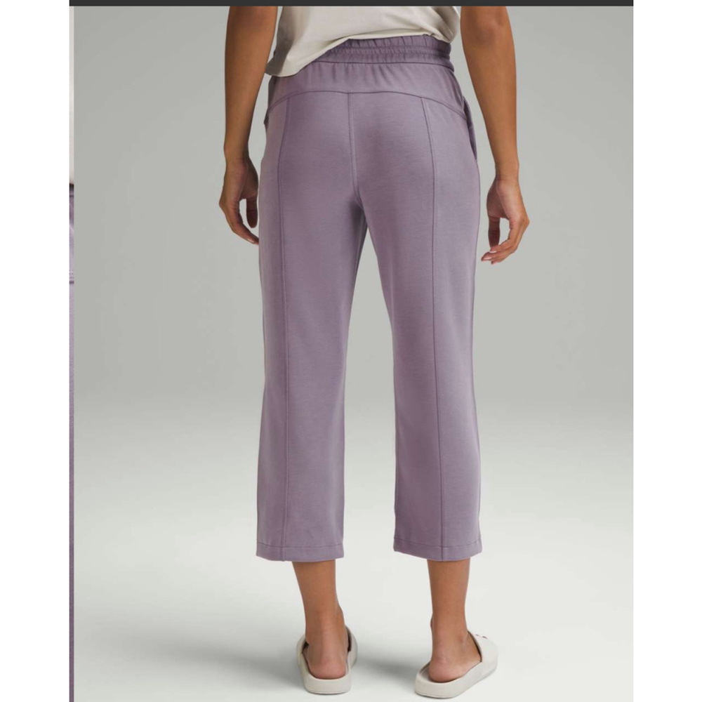 Lululemon Softstreme High-Rise Straight-Leg Cropped Pant - Picture 1 of 7